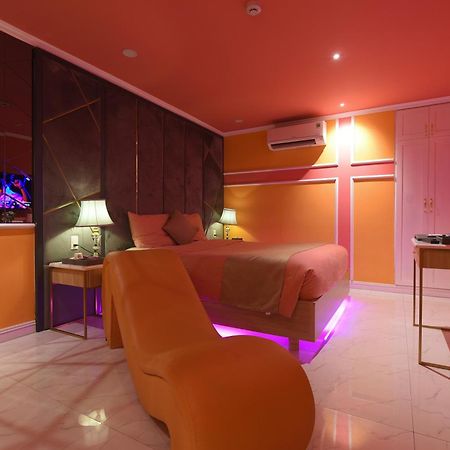 Hotel Chiic House 1 - Khach San Tinh Yeu Danang Exteriér fotografie